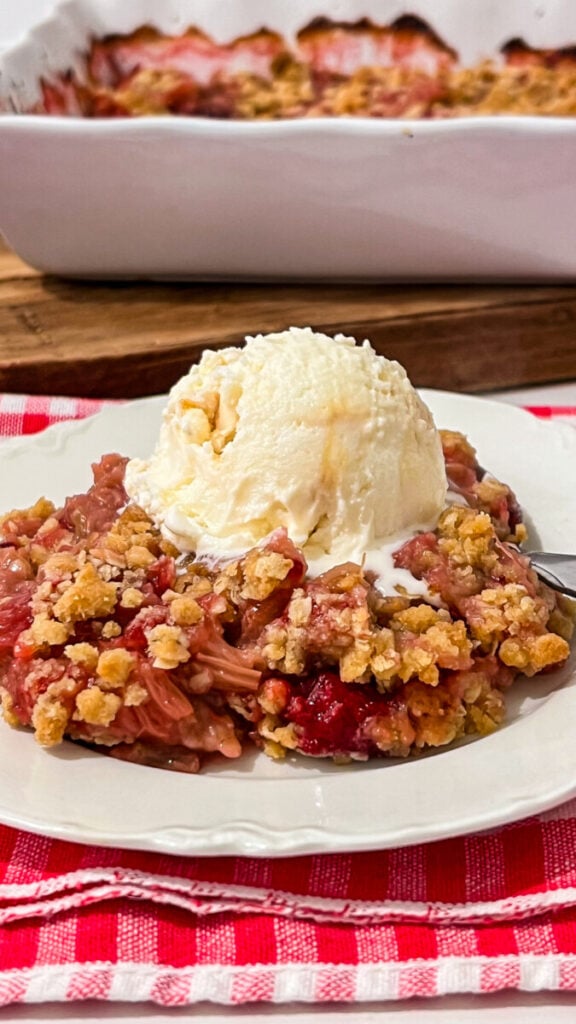 IMG_5130-576x1024 Easy Rhubarb Crisp