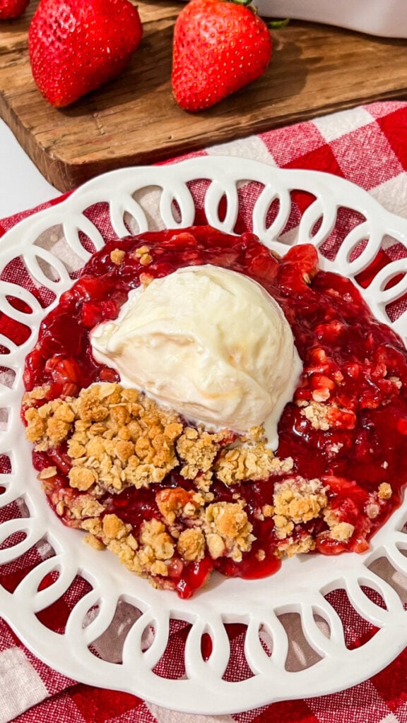  IMG_5207-576x1024 Strawberry Rhubarb Crisp  