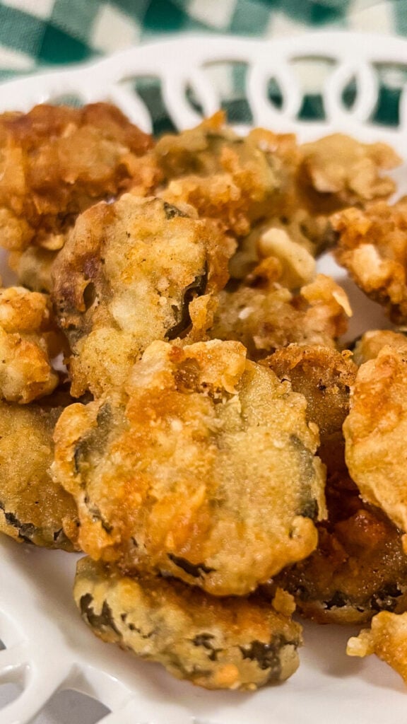  IMG_5520-576x1024 Crispy Fried Pickles  