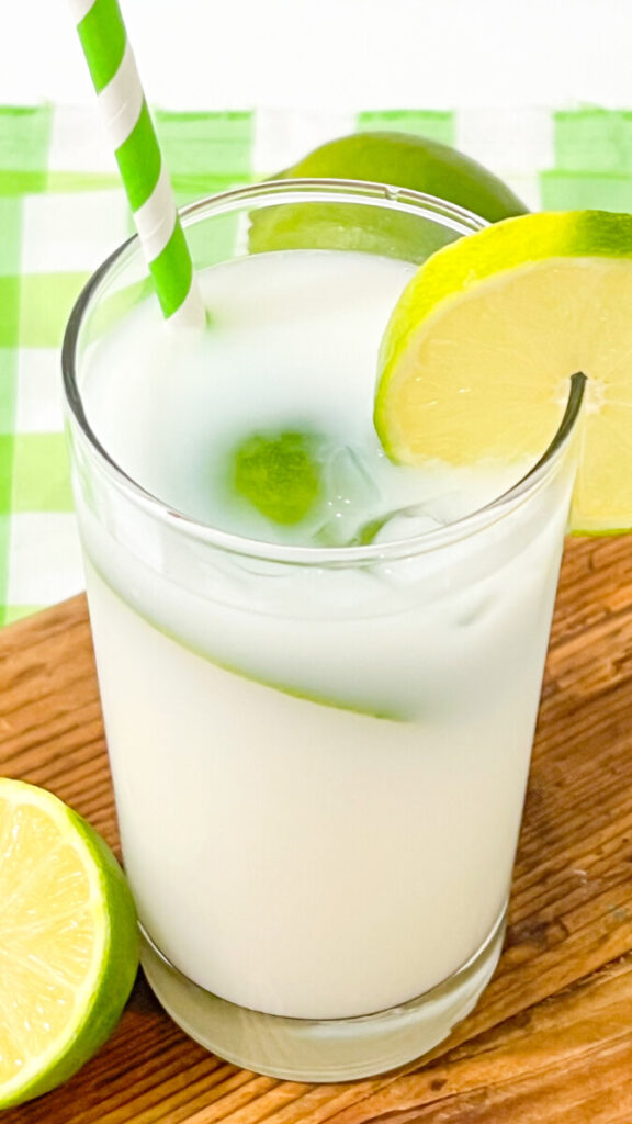 IMG_5709-1-576x1024 Brazilian Lemonade
