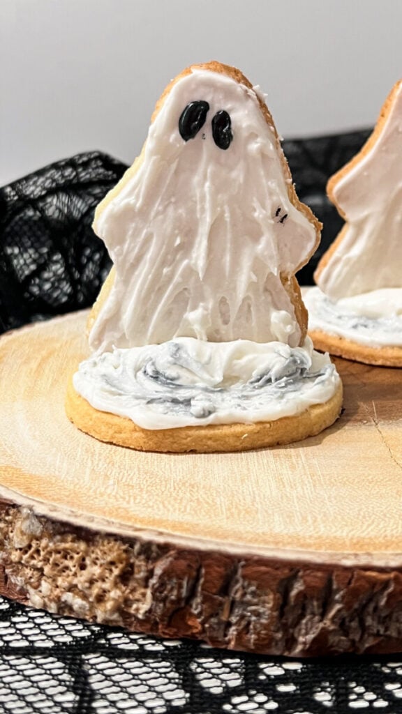  IMG_5918-576x1024 Standing Ghost Halloween Cookies  