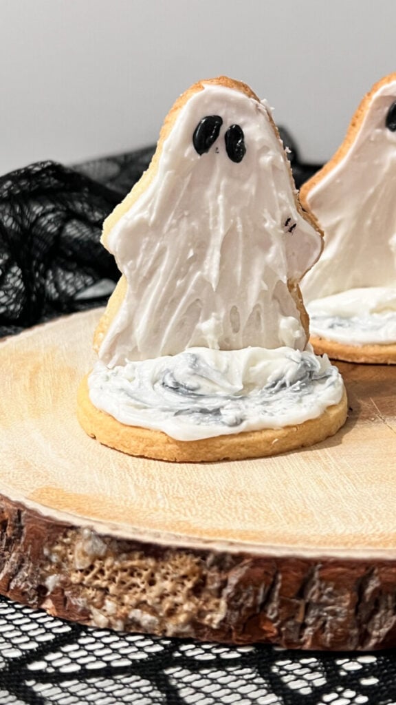  IMG_5919-576x1024 Standing Ghost Halloween Cookies  