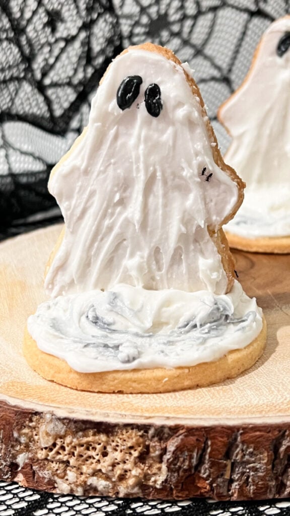  IMG_5943-576x1024 Standing Ghost Halloween Cookies  