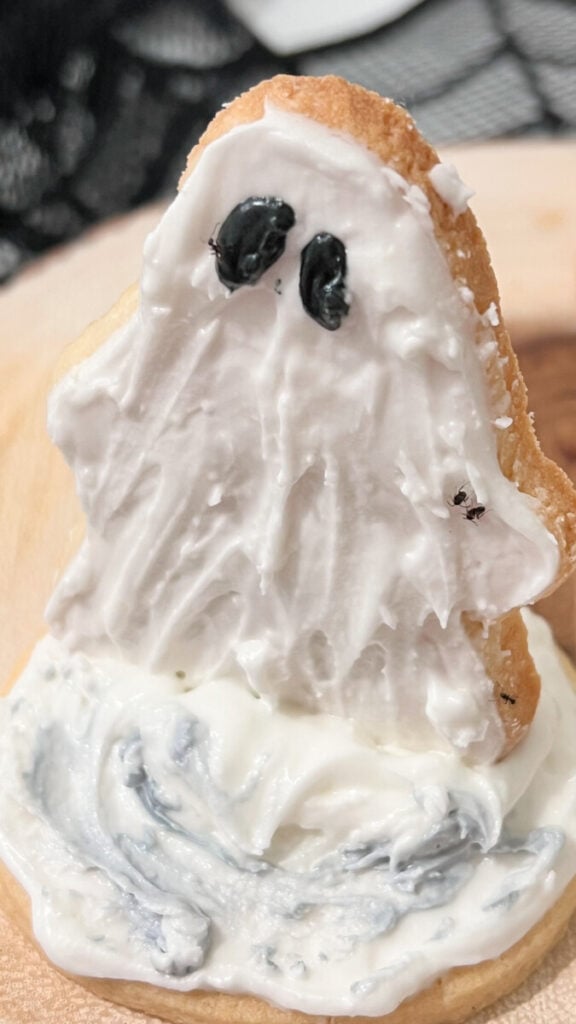  IMG_5944-576x1024 Standing Ghost Halloween Cookies  