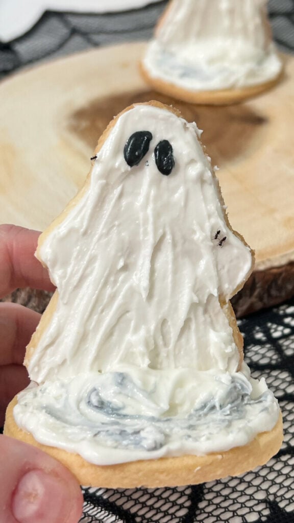  IMG_5946-576x1024 Standing Ghost Halloween Cookies  