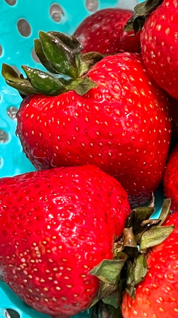 IMG_6182-576x1024 How to Wash Strawberries