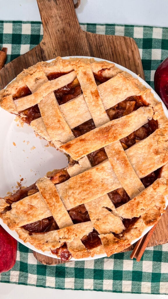 IMG_7356-576x1024 Homemade Caramel Apple Pie
