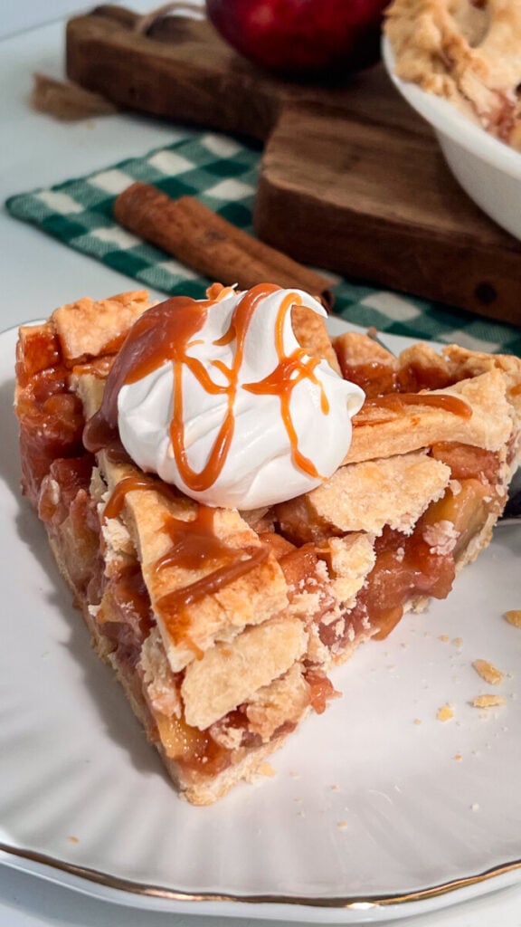 IMG_7440-1-576x1024 Homemade Caramel Apple Pie