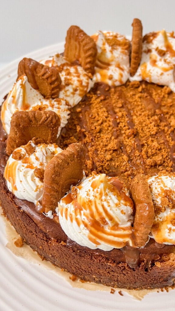 IMG_7988-576x1024 Biscoff Caramel Cheesecake