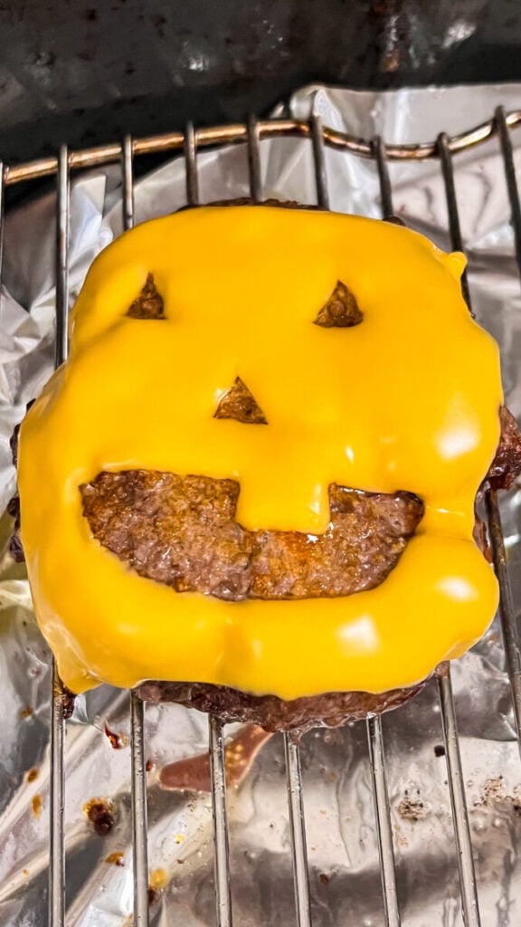  IMG_8261-576x1024 Halloween Cheeseburgers  