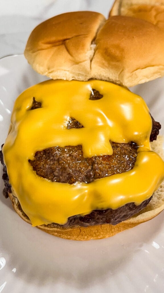  IMG_8265-576x1024 Halloween Cheeseburgers  