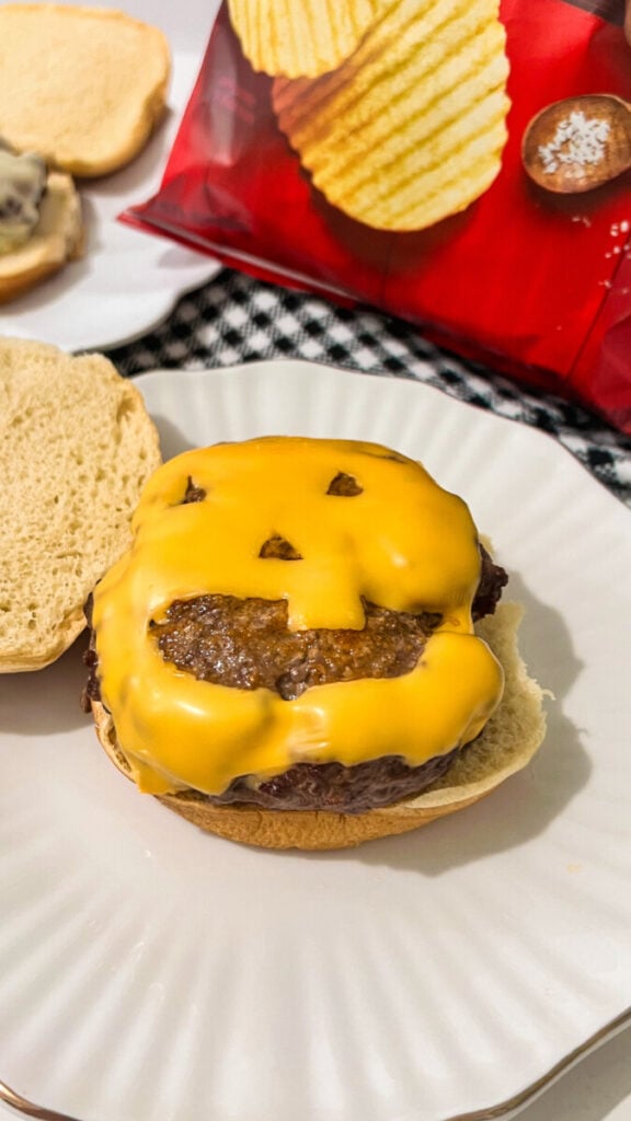  IMG_8296-576x1024 Halloween Cheeseburgers  