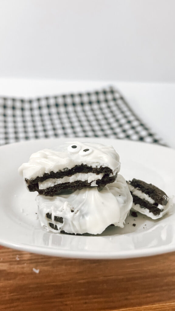 IMG_0656-1-576x1024 Halloween Oreo Mummies