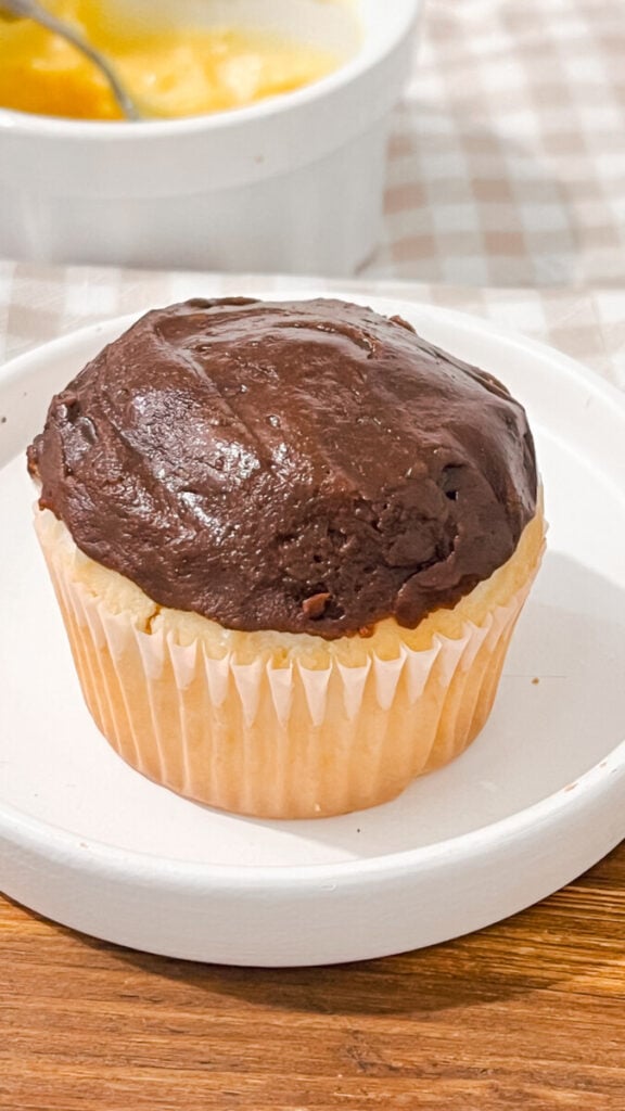 IMG_0676-1-576x1024 Boston Cream Pie Cupcakes
