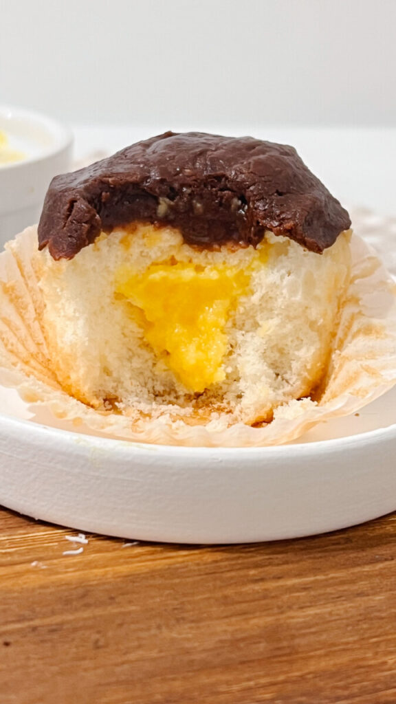 IMG_0677-576x1024 Boston Cream Pie Cupcakes