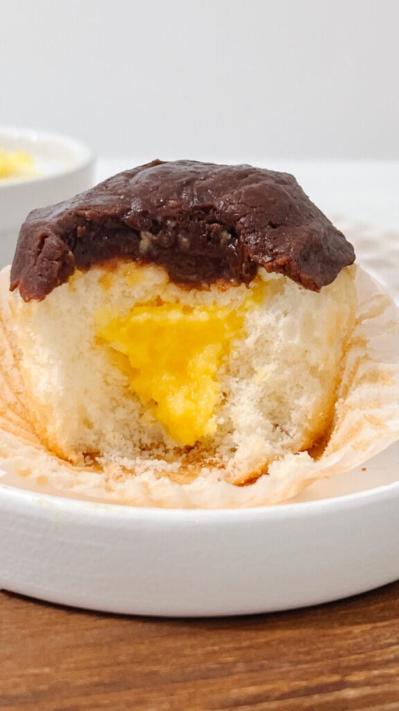 IMG_0678-1-576x1024 Boston Cream Pie Cupcakes