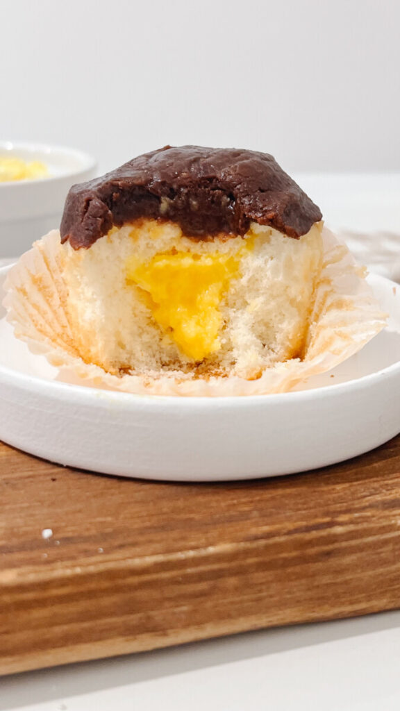 IMG_0681-576x1024 Boston Cream Pie Cupcakes