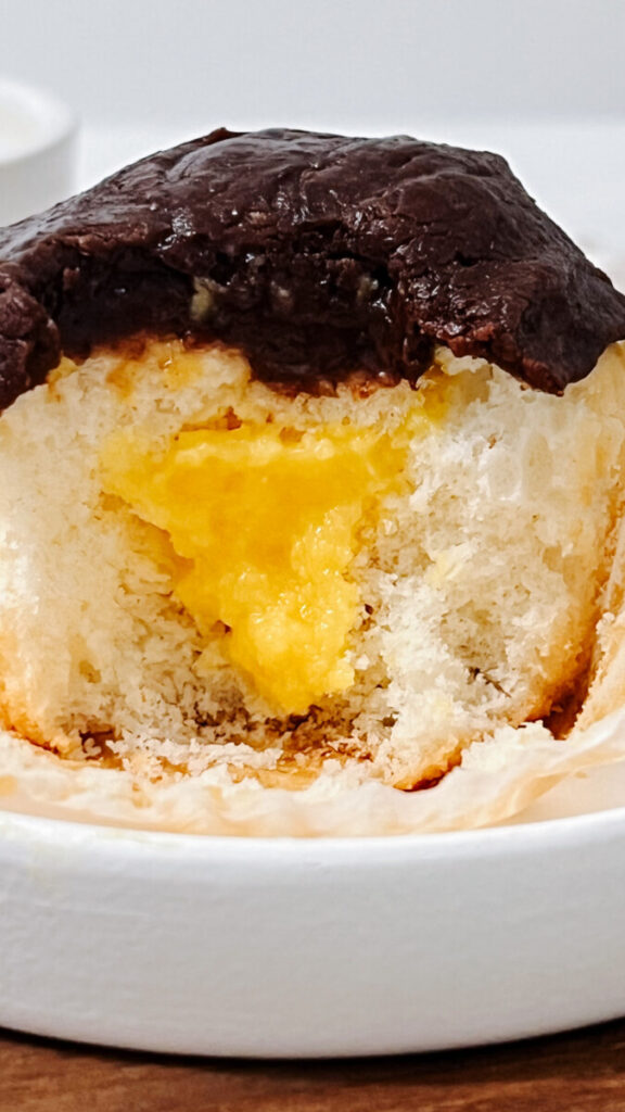 IMG_0687-576x1024 Boston Cream Pie Cupcakes