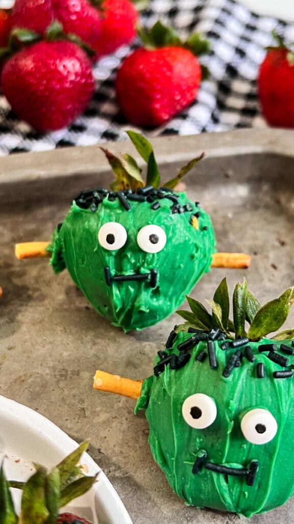 IMG_0975-576x1024 Halloween Frankenstein Strawberries