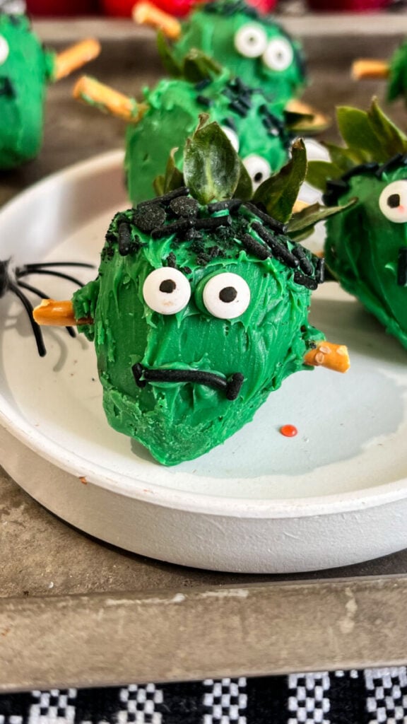 IMG_0988-576x1024 Halloween Frankenstein Strawberries