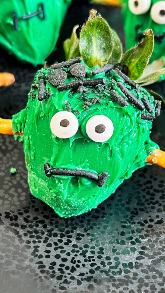 IMG_1004-576x1024 Halloween Frankenstein Strawberries