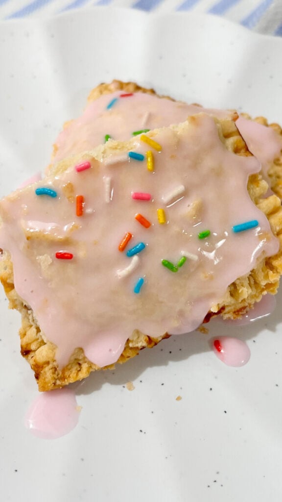 IMG_2696-576x1024 Homemade Strawberry Pop-Tarts