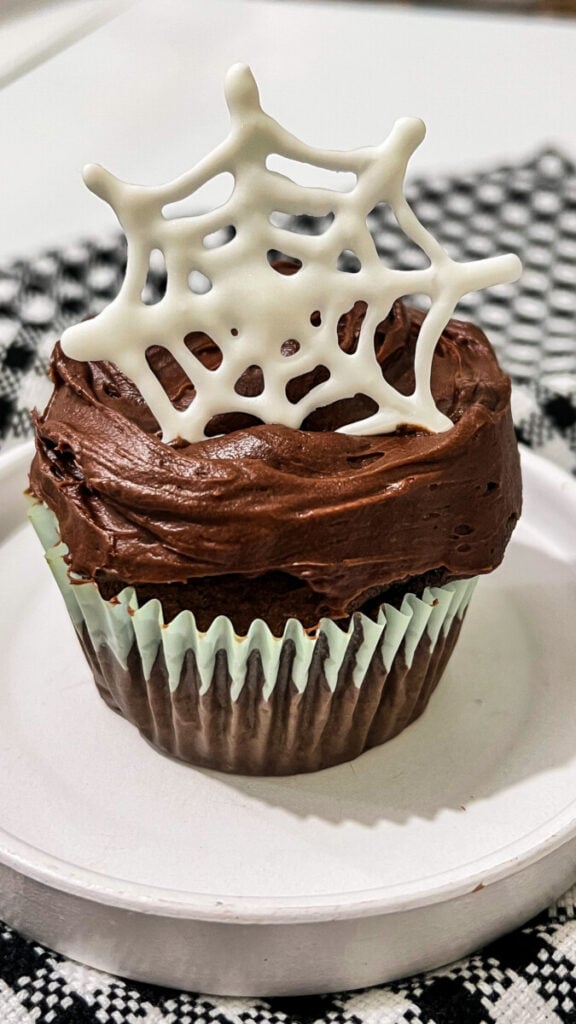 IMG_2998-576x1024 Chocolate Spiderweb Cupcakes