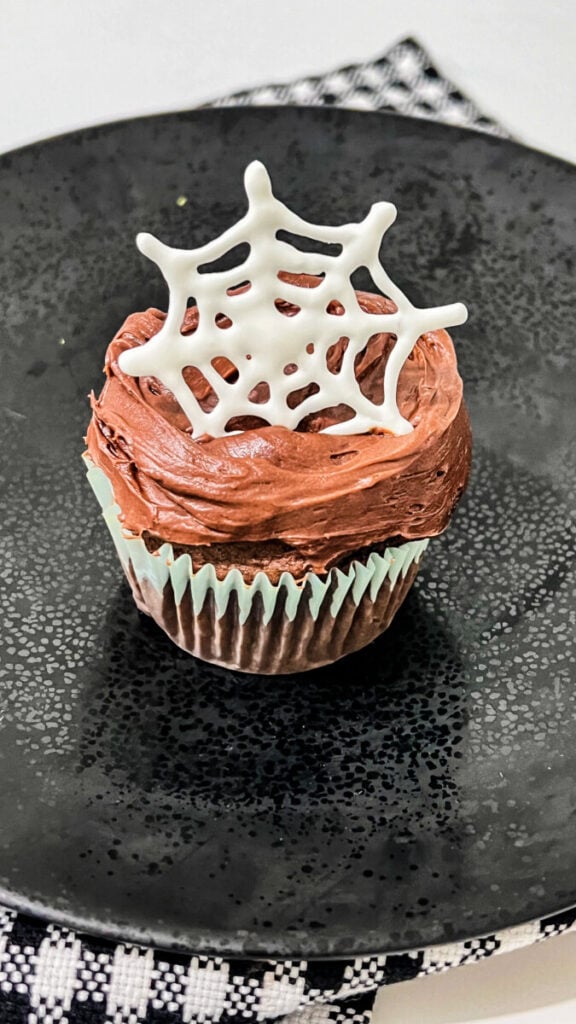 IMG_3015-1-576x1024 Chocolate Spiderweb Cupcakes