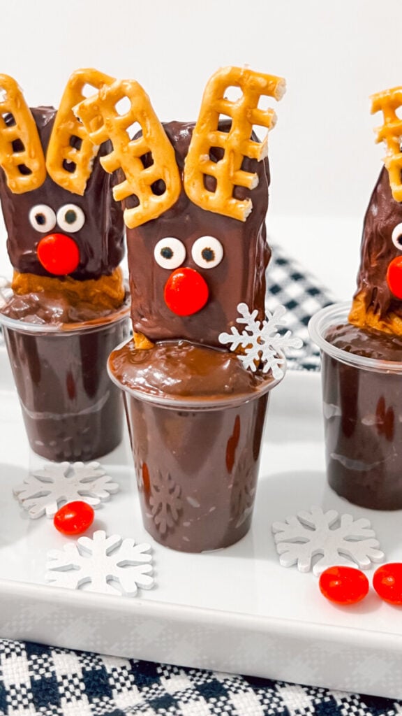 IMG_3933-576x1024 Reindeer Rum Chata Pudding Shots