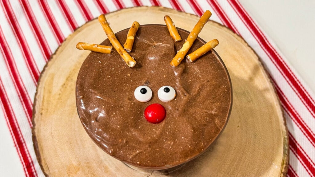IMG_4661-2-1024x576 Chocolate Mousse Reindeer Cups