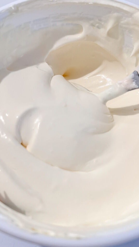  IMG_9367-576x1024 Old-Fashioned Vanilla Icing  