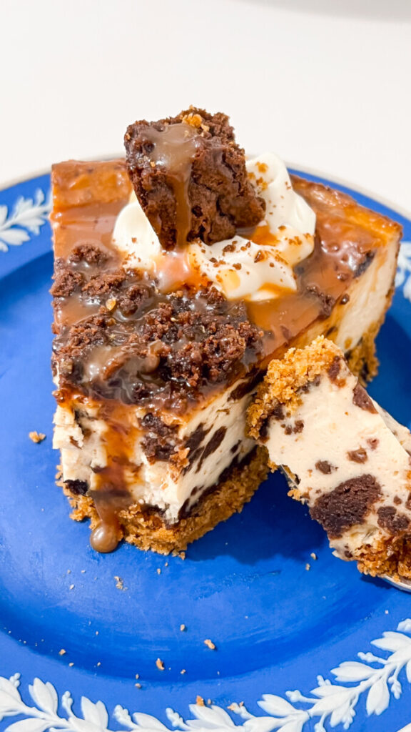  IMG_9637-576x1024 Caramel Brownie Cheesecake  