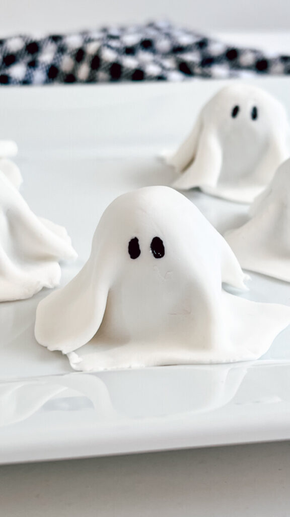  IMG_9951-576x1024 Ghost Oreo Balls  