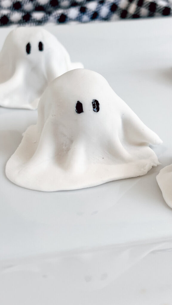  IMG_9955-576x1024 Ghost Oreo Balls  