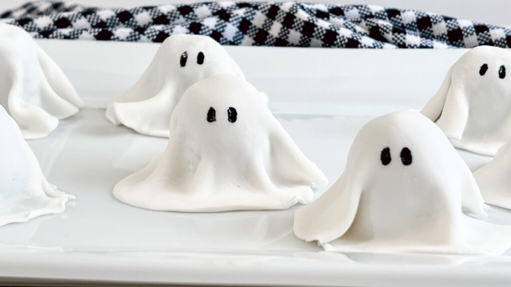  IMG_9967-1024x576 Ghost Oreo Balls  