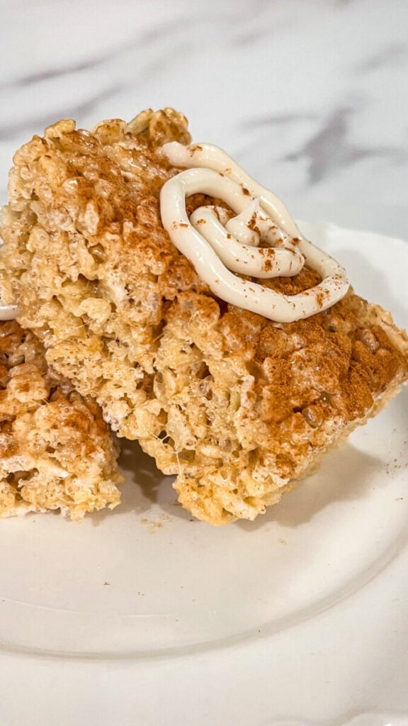  IMG_0543-576x1024 Cinnamon Roll Rice Krispie Treats  