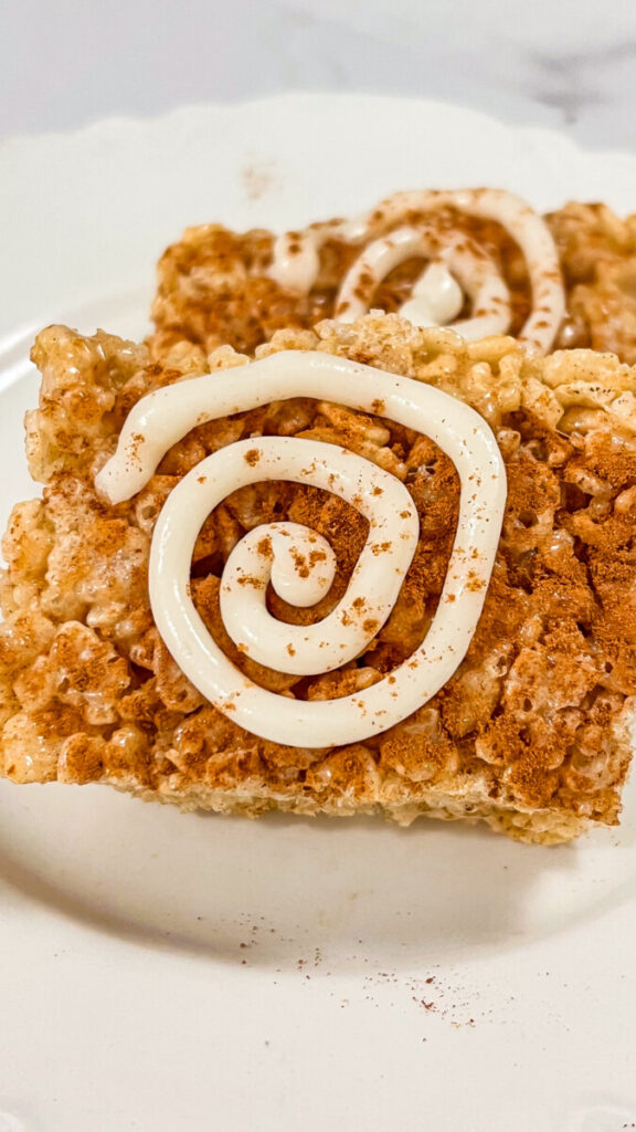  IMG_0550-576x1024 Cinnamon Roll Rice Krispie Treats  