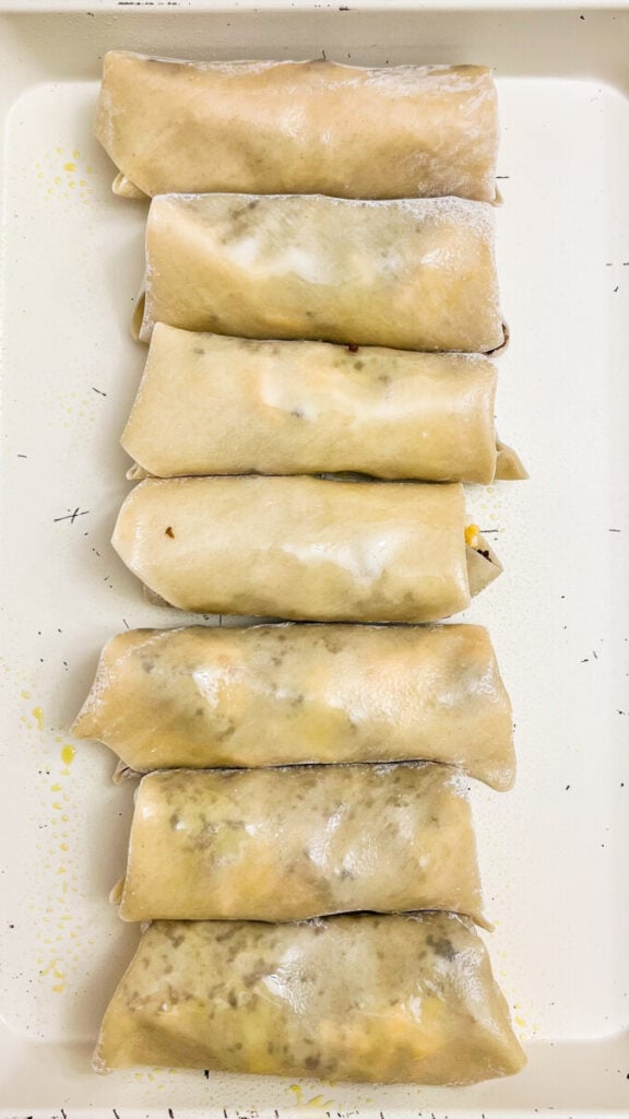 IMG_1647-576x1024 Easy Cheeseburger Egg Rolls