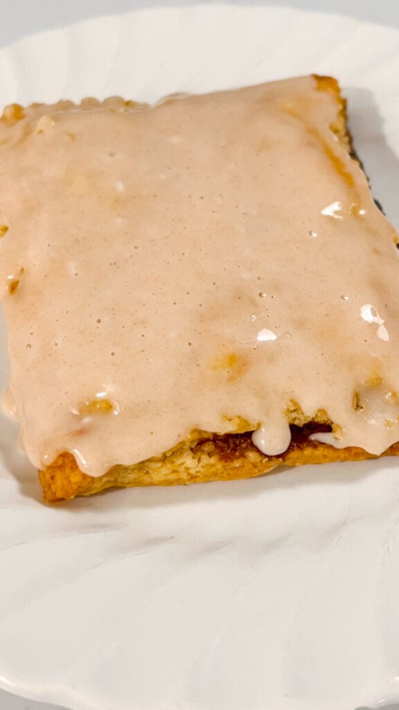 IMG_2711-1-576x1024 Homemade Brown Sugar Cinnamon Pop Tarts
