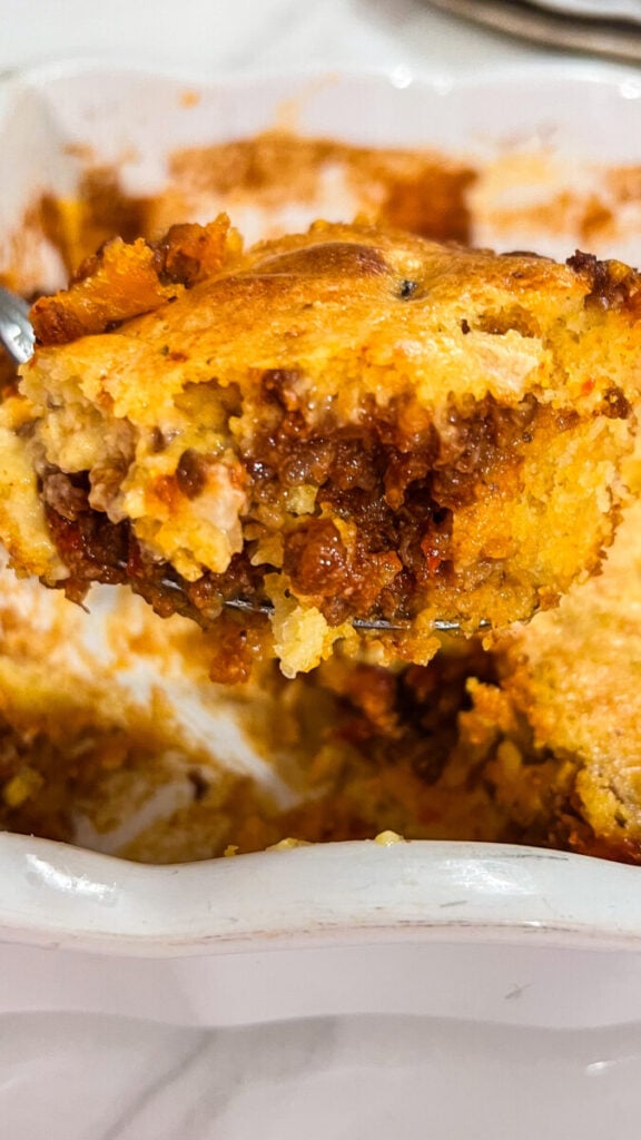 IMG_9417-1-576x1024 Easy Mexican Cornbread with Taco Meat and Cheese