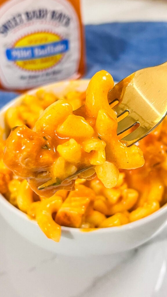 IMG_4275-576x1024 Buffalo Chicken Mac and Cheese Bowls