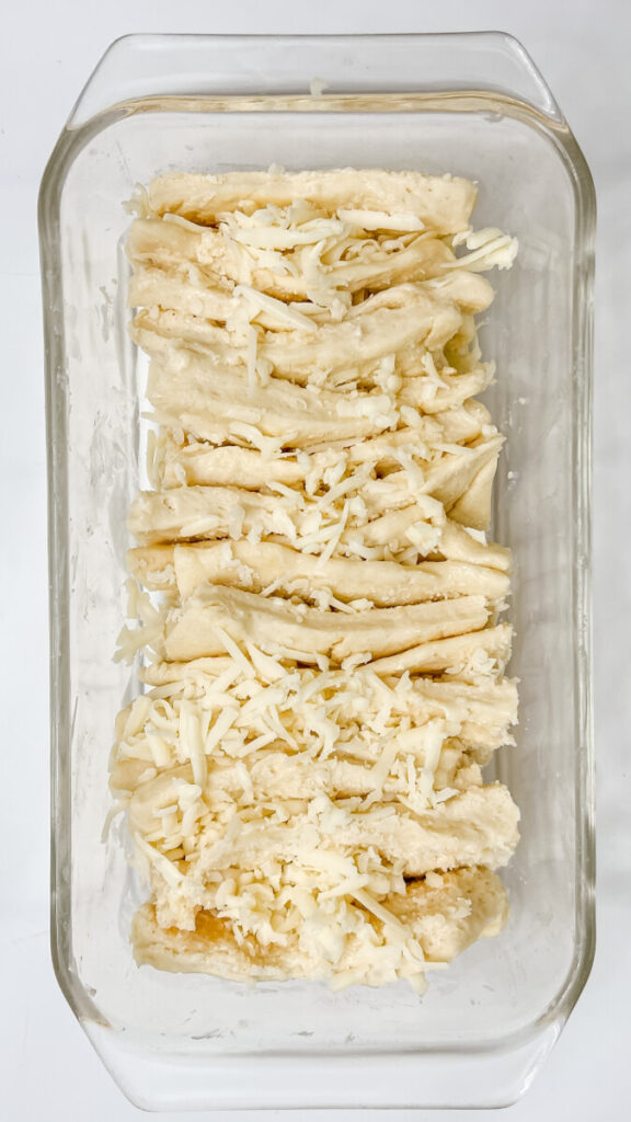 IMG_7015-576x1024 Homemade Garlic Cheese Pull Apart Bread