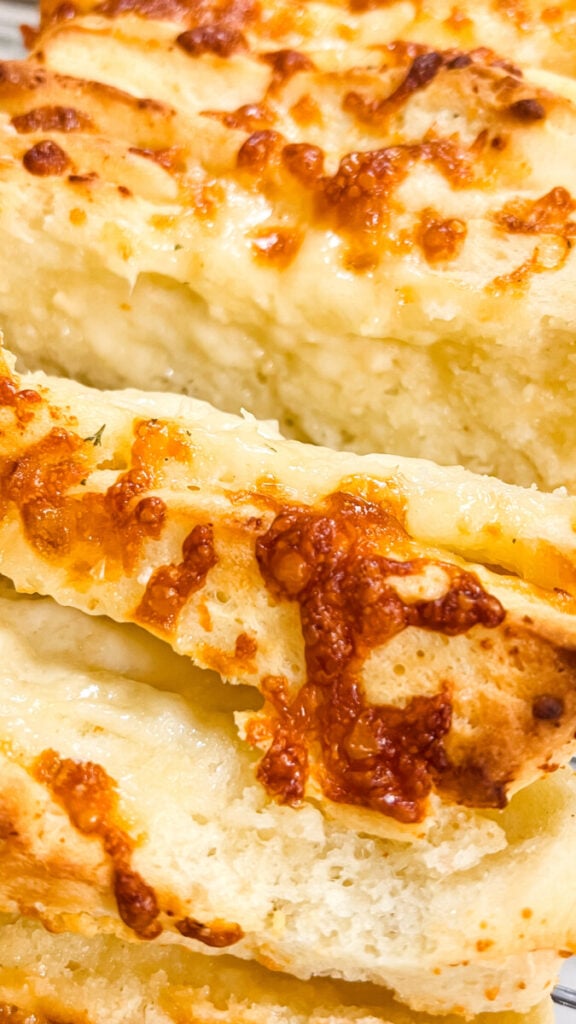 IMG_7071-576x1024 Homemade Garlic Cheese Pull Apart Bread