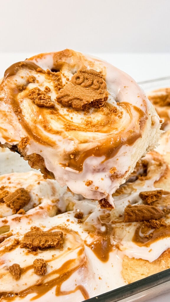 IMG_7798-576x1024 Biscoff Cookie Butter Cinnamon Rolls