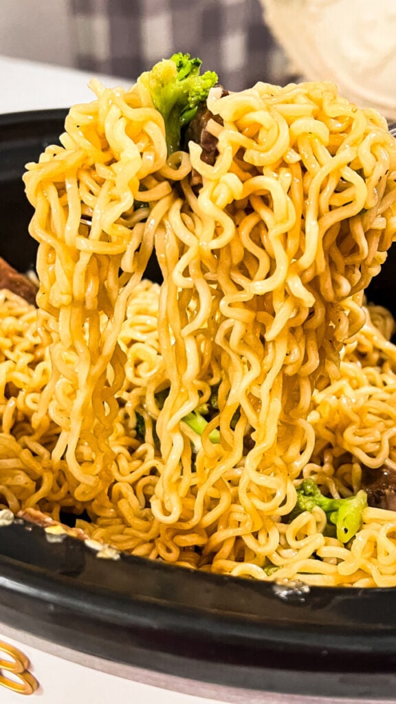 IMG_8393-576x1024 Crockpot Beef and Broccoli Ramen