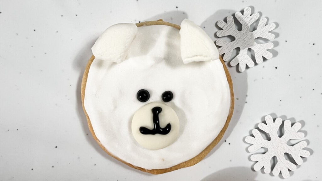 IMG_0593-1024x576 Easy Decorated Polar Bear Cookies