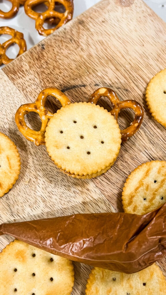  IMG_0784-576x1024 Nutella Reindeer Ritz Crackers  
