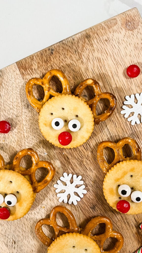  IMG_0788-1-576x1024 Nutella Reindeer Ritz Crackers  