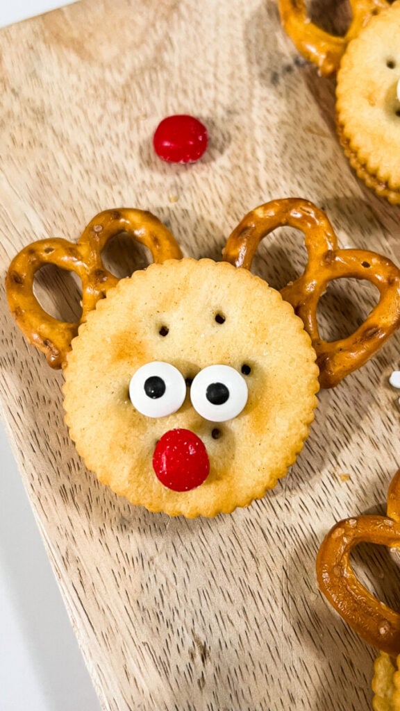  IMG_0791-576x1024 Nutella Reindeer Ritz Crackers  
