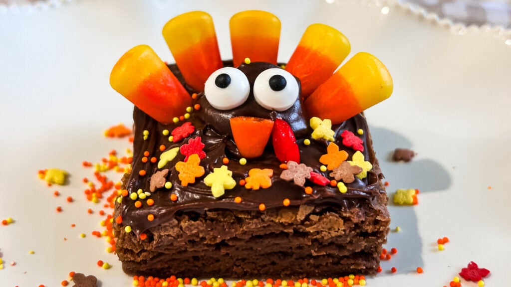 IMG_0986-1024x576 25 Cute and Easy Turkey Treats for Thanksgiving